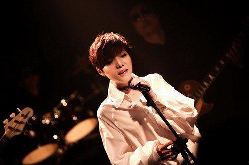 魏佳艺个人资料