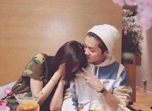 娱乐圈中情侣热吻,浪漫瞬间定格永恒